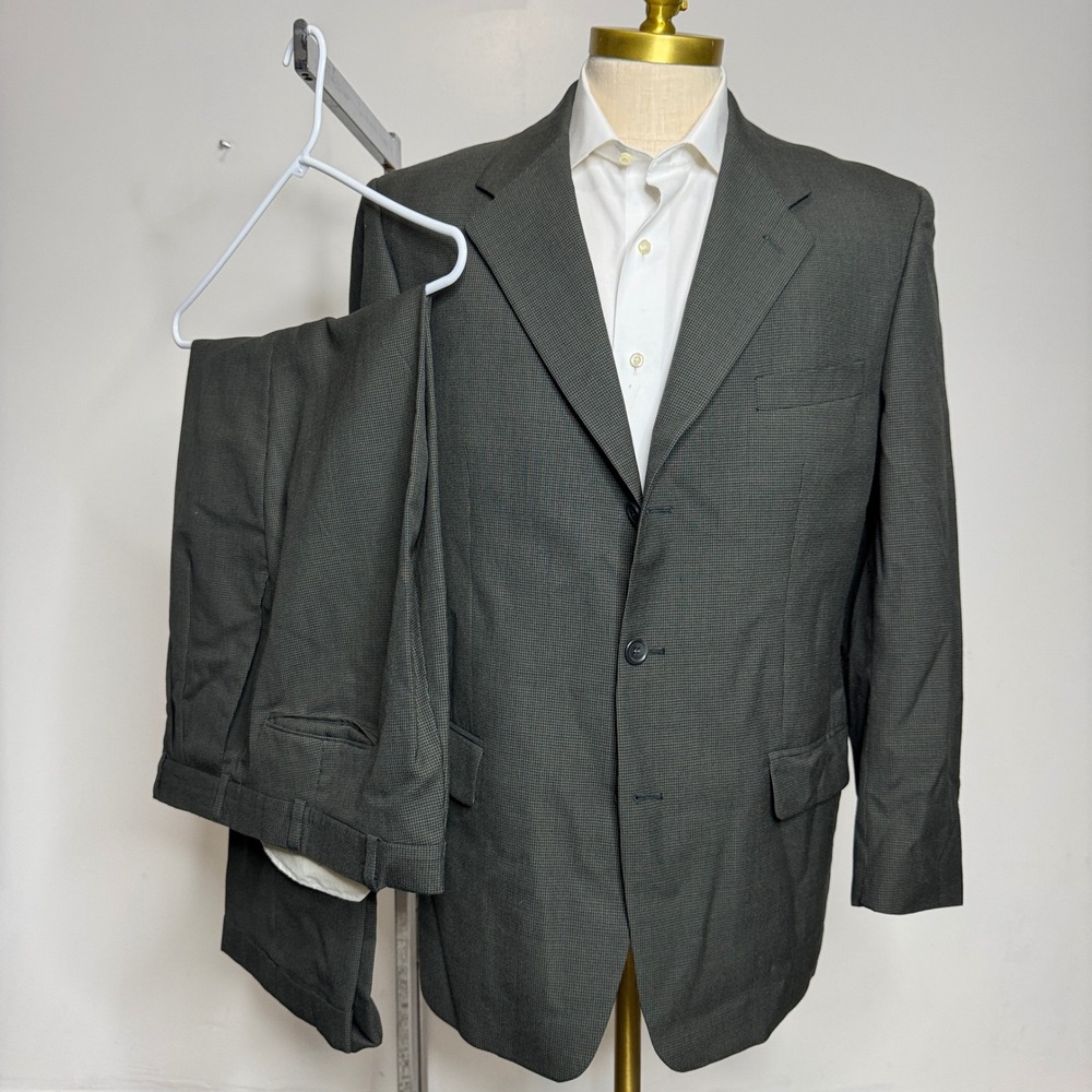 Kasper Men's Gray Brown‎ Check Plaid Wool Suit 42R 34W